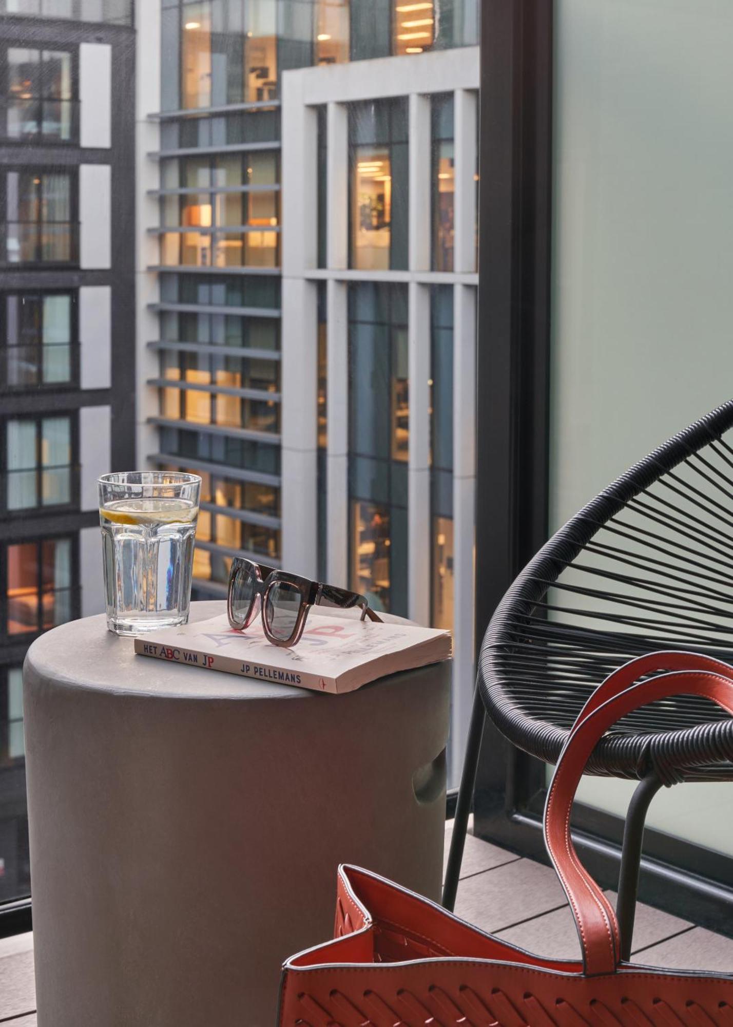 Britain Quay, Sonder Apartments By Marriott Bonvoy Dublin Room photo